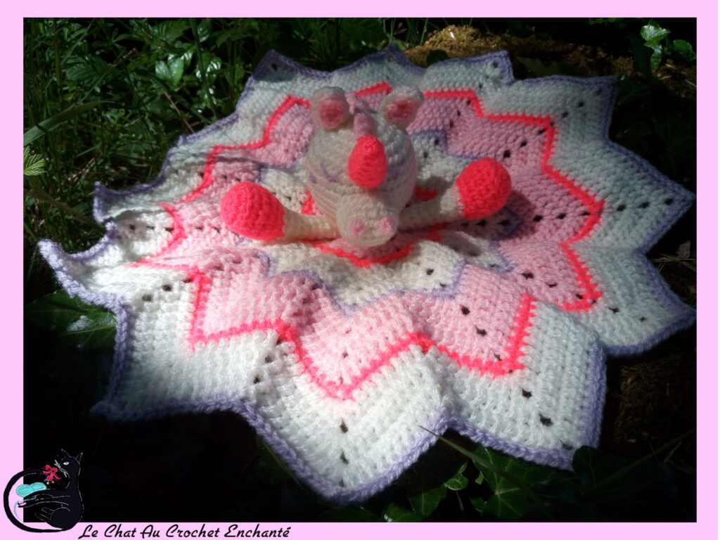 Doudou Licorne au crochet